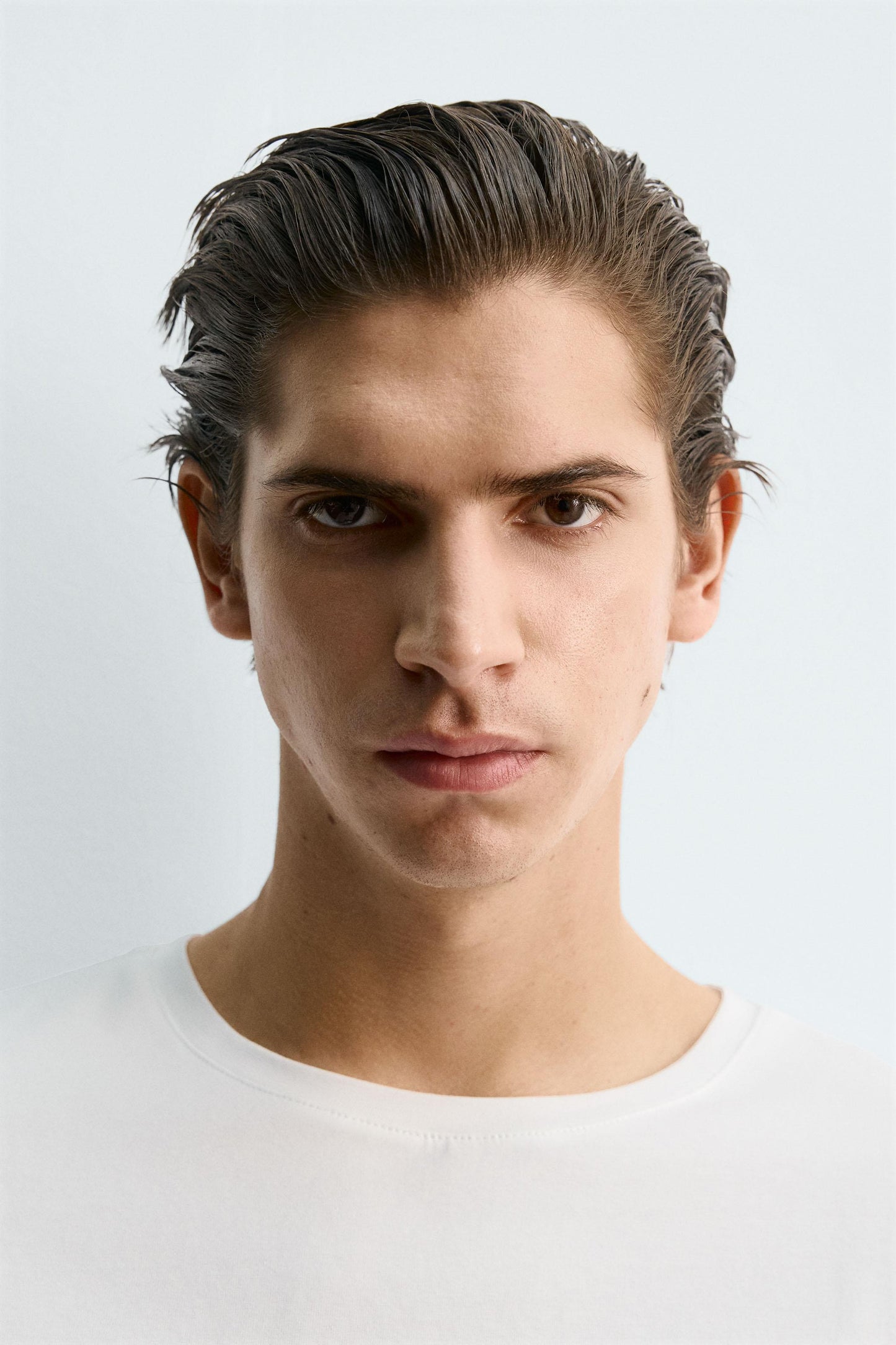 T-SHIRT SLIM FIT BÁSICA /01