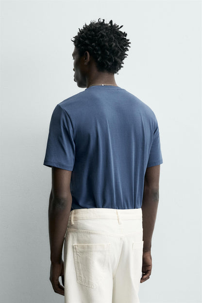 T-SHIRT SLIM FIT BÁSICA /01