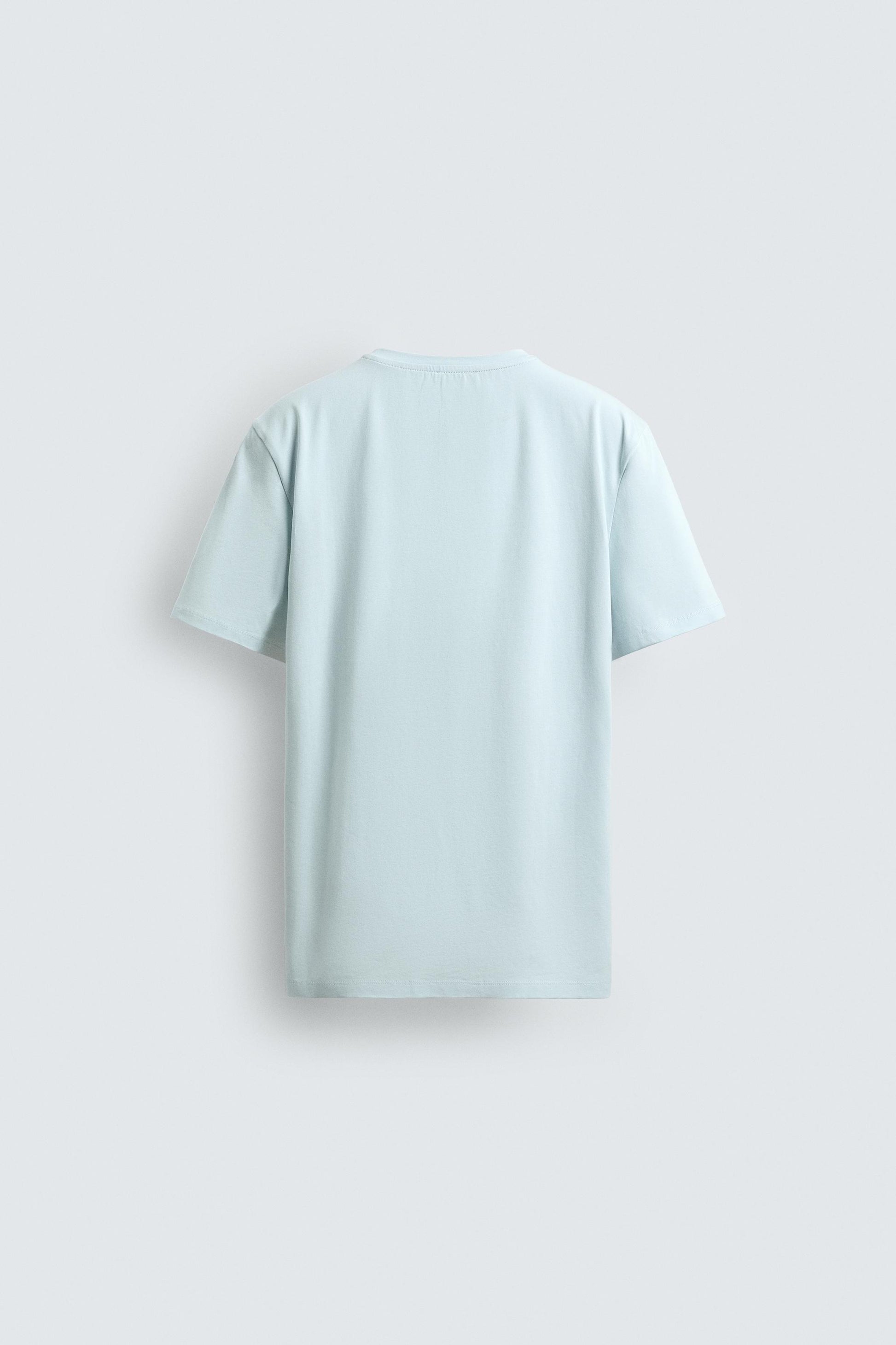 T-SHIRT SLIM FIT BÁSICA /01