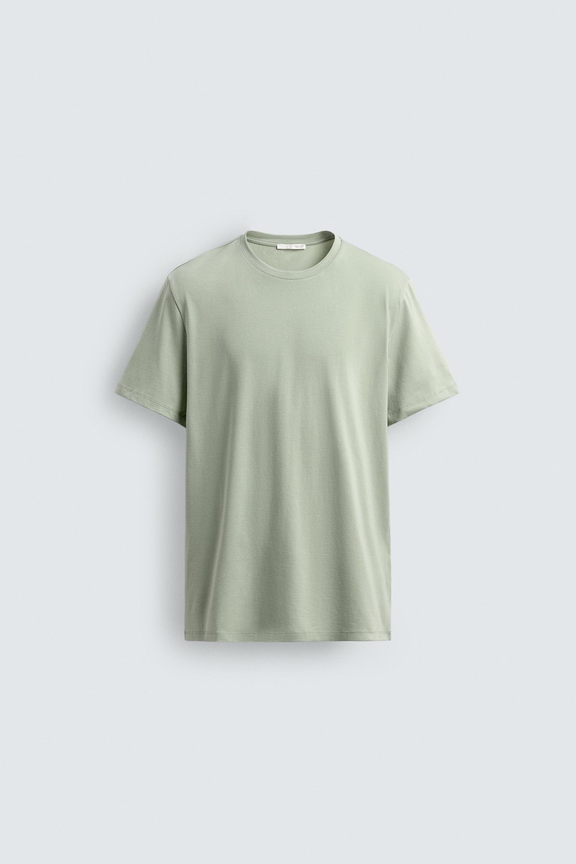 T-SHIRT SLIM FIT BÁSICA /01