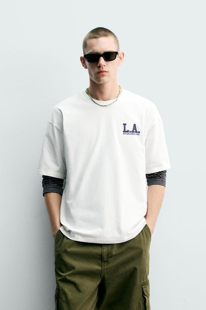 T-SHIRT RELAX FIT COM ESTAMPADOS EFEITO LAVADO