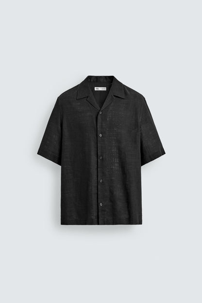 CAMISA FLUIDA COM ESTRUTURA