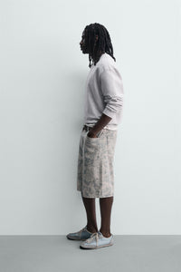CALÇÕES BERMUDA BAGGY FIT COM ESTAMPADO PAISLEY