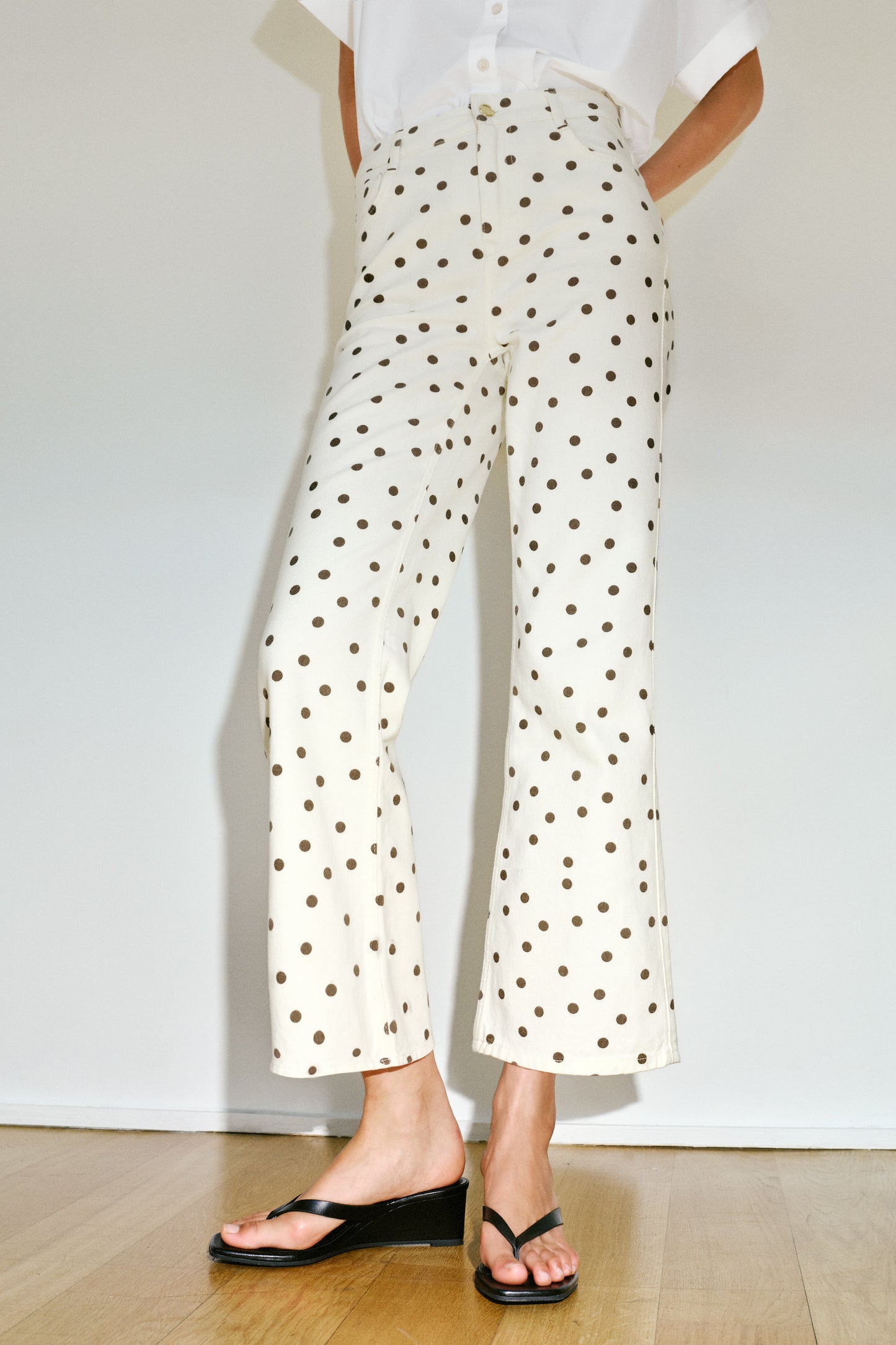JEANS Z1975 MINI BOCA DE SINO CINTURA MÉDIA BOLINHAS - Branco-marfim