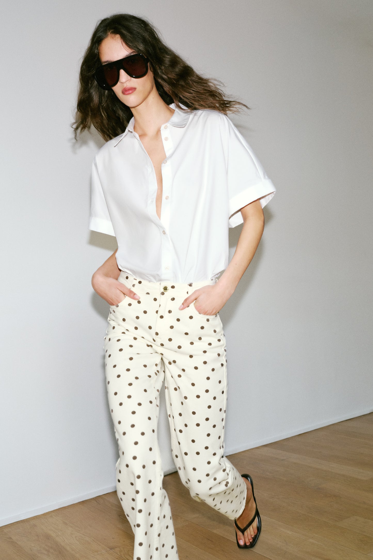 JEANS Z1975 MINI BOCA DE SINO CINTURA MÉDIA BOLINHAS - Branco-marfim