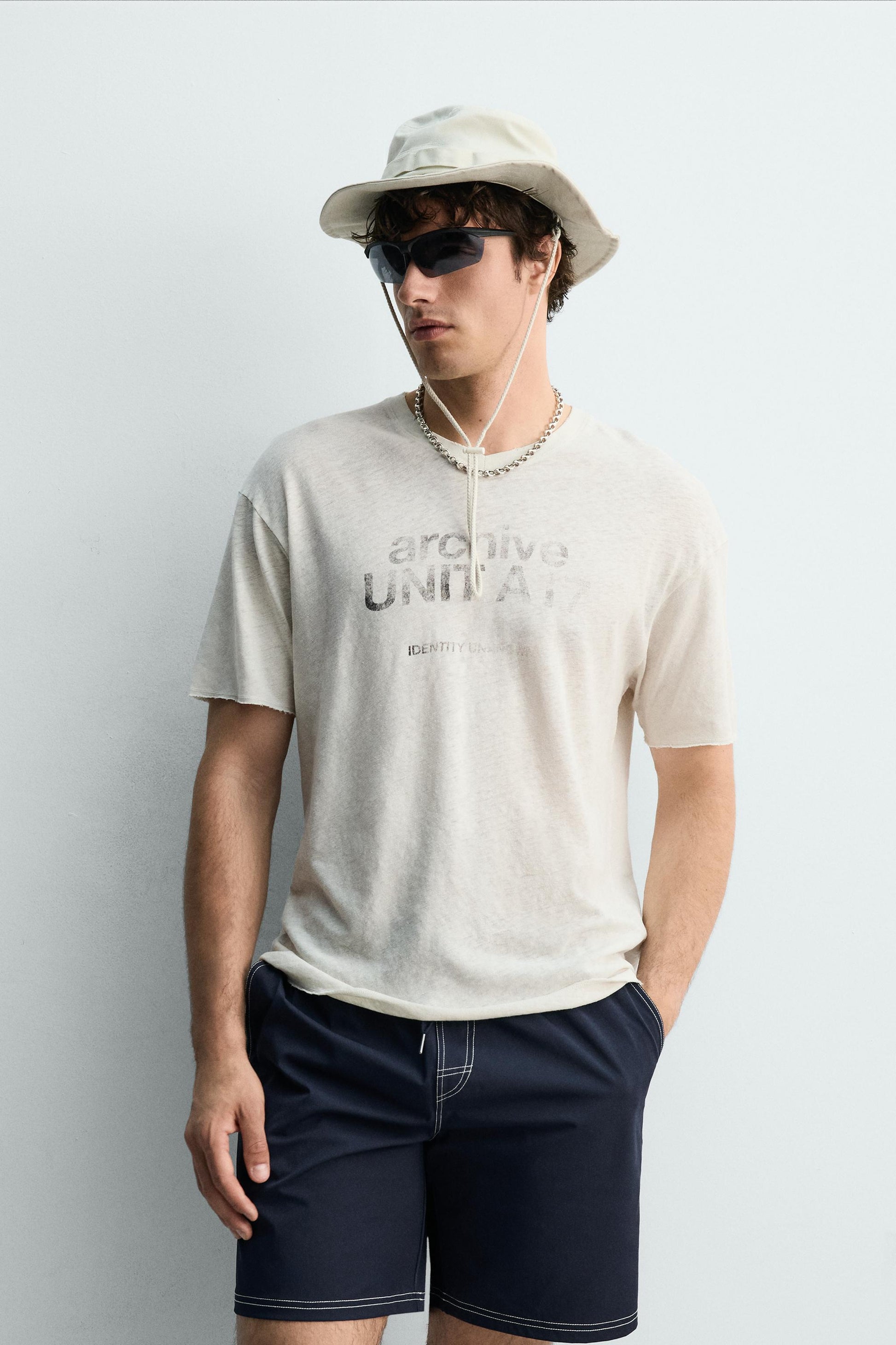 T-SHIRT LAVADA ALGODÃO-LINHO COM TEXTO