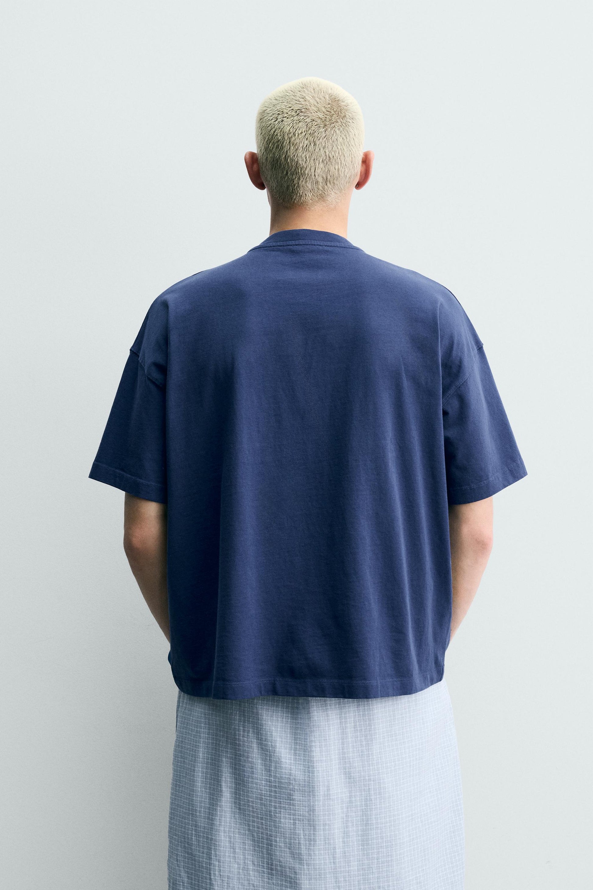T-SHIRT BORDADO ESTAMPADO COMBINADOS
