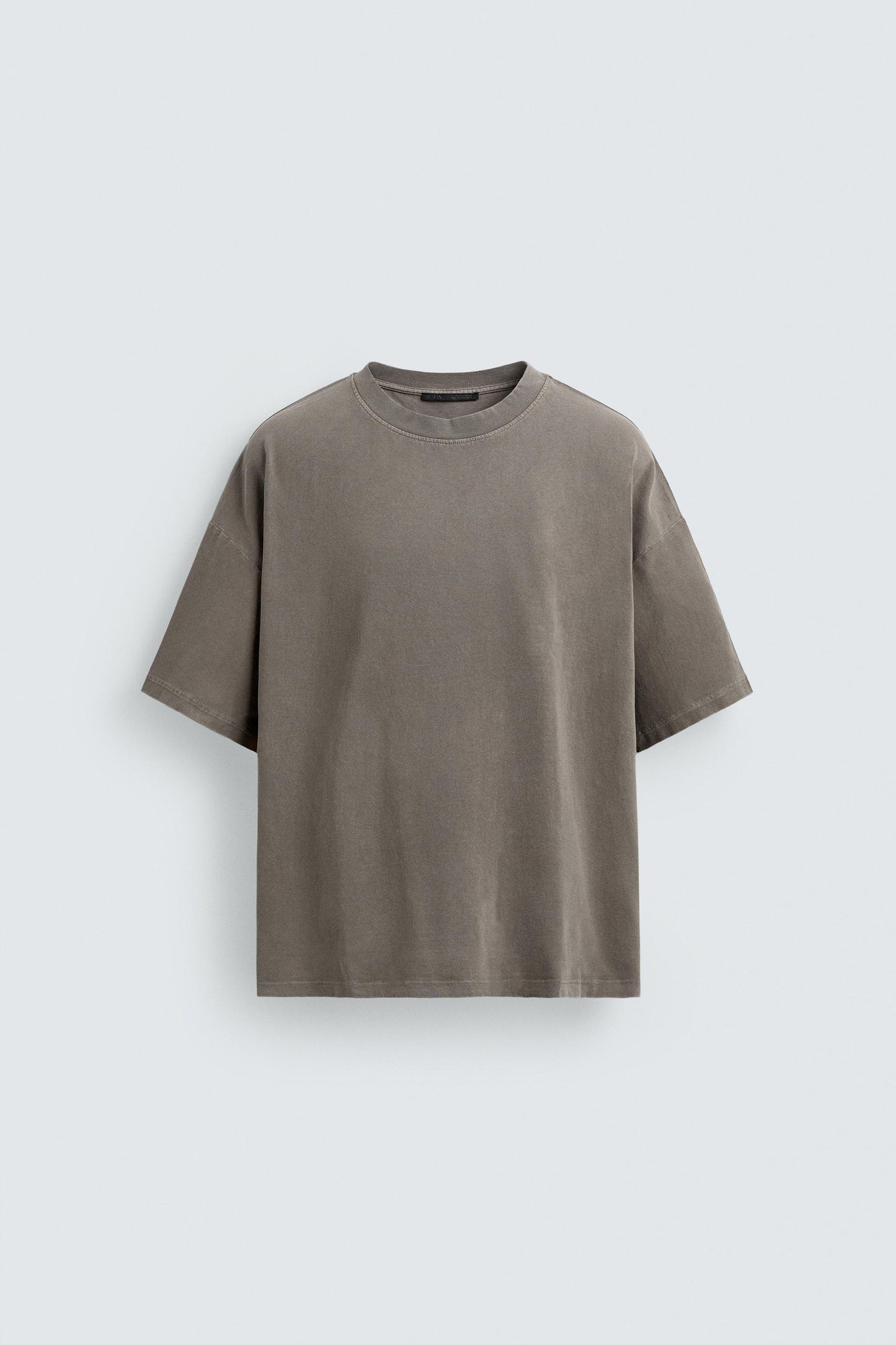 T-SHIRT BÁSICA LAVADA