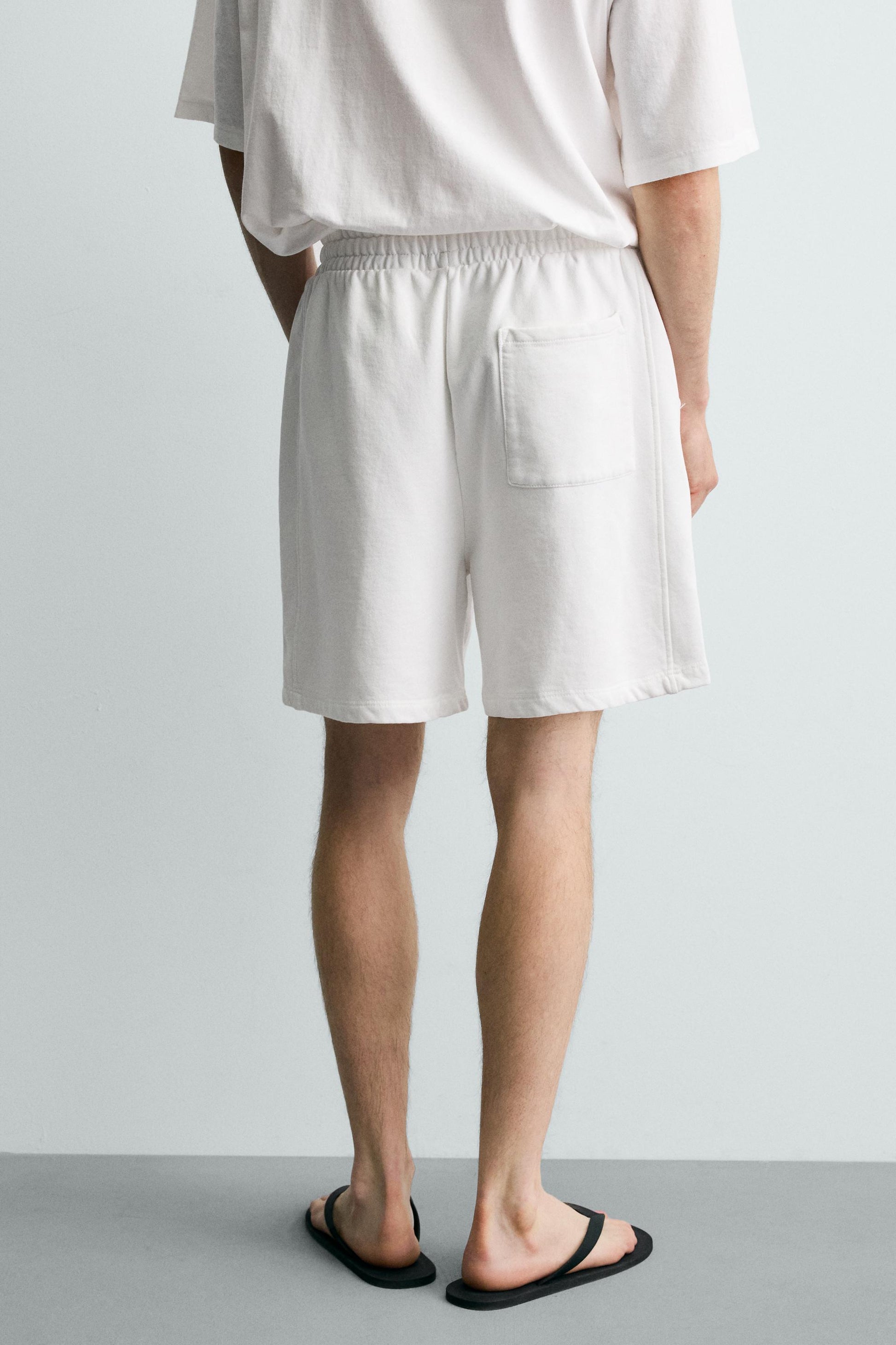 CALÇÕES BERMUDA JOGGER BÁSICOS LAVADOS