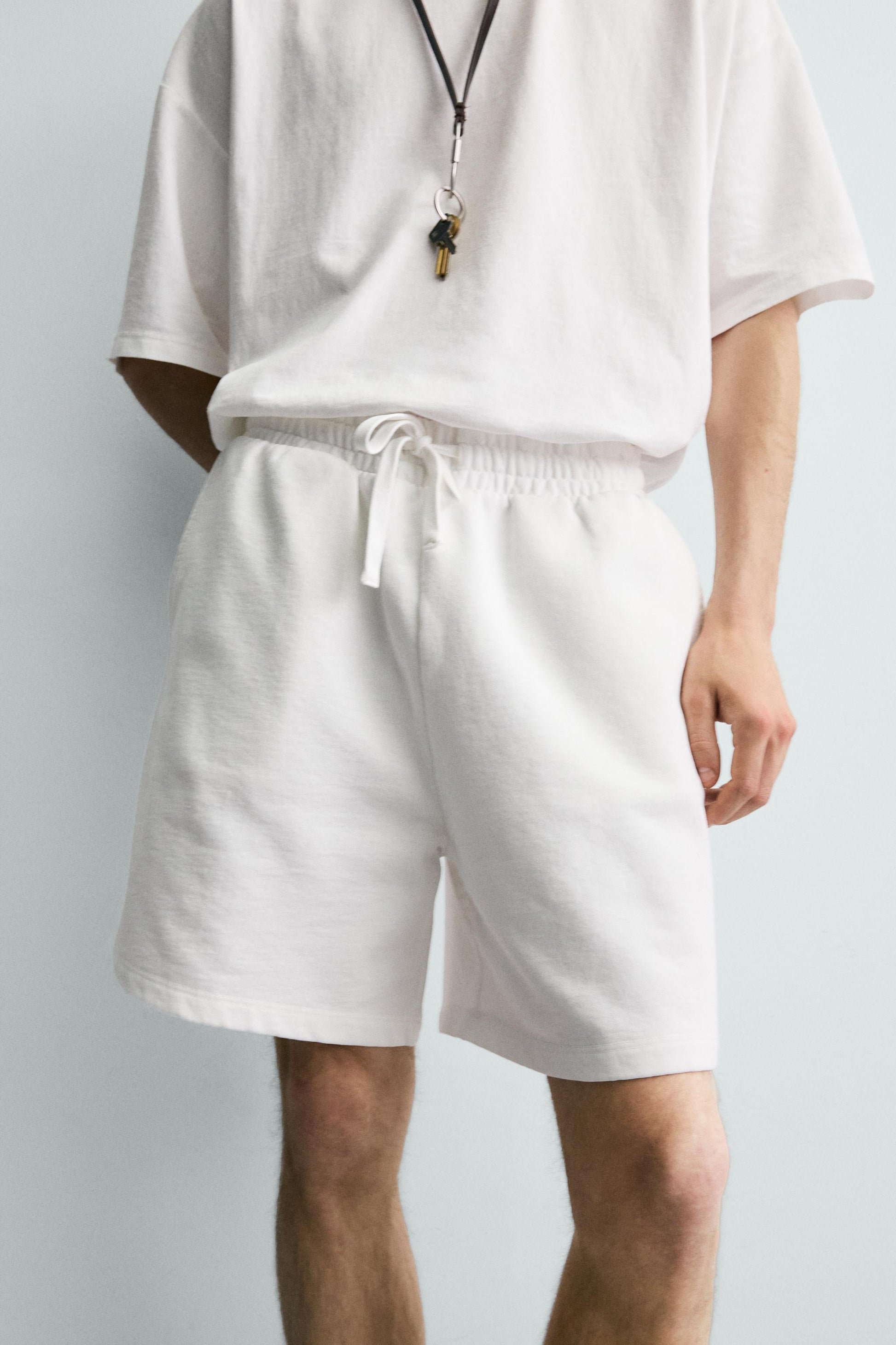 CALÇÕES BERMUDA JOGGER BÁSICOS LAVADOS