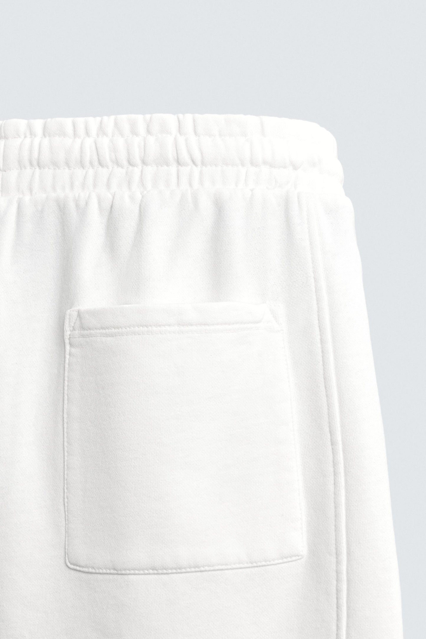 CALÇÕES BERMUDA JOGGER BÁSICOS LAVADOS