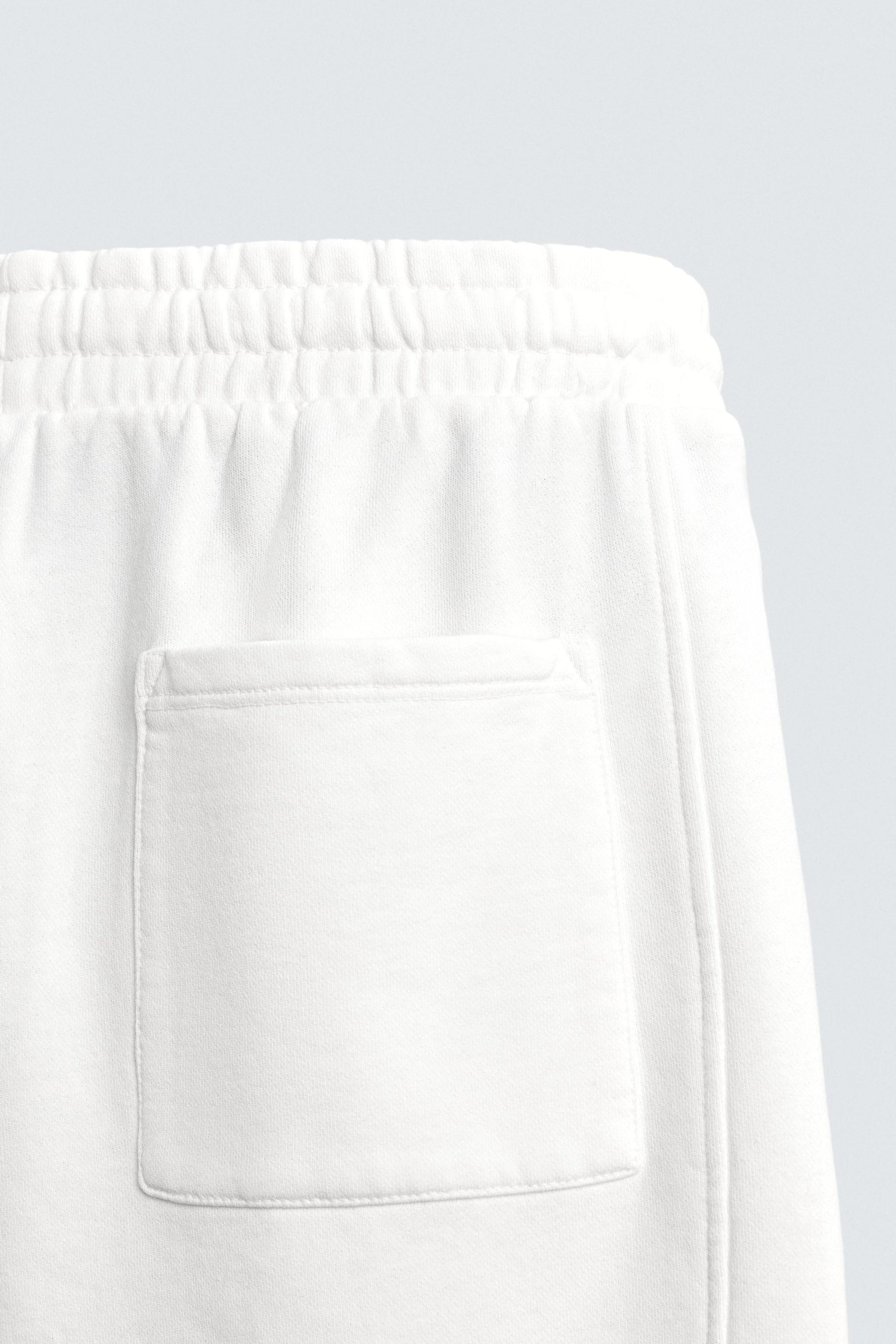 CALÇÕES BERMUDA JOGGER BÁSICOS LAVADOS