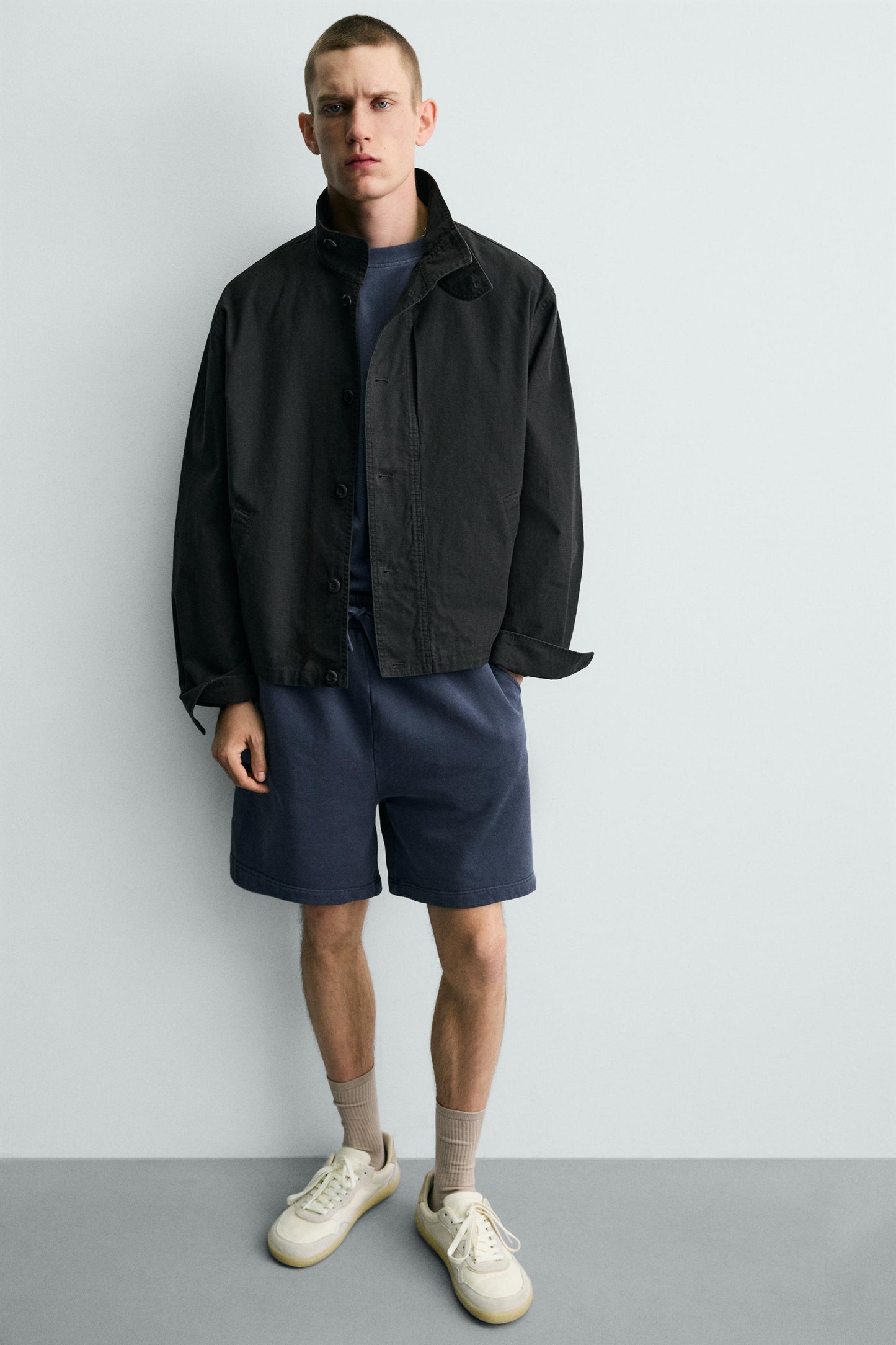 CALÇÕES BERMUDA JOGGER BÁSICOS LAVADOS