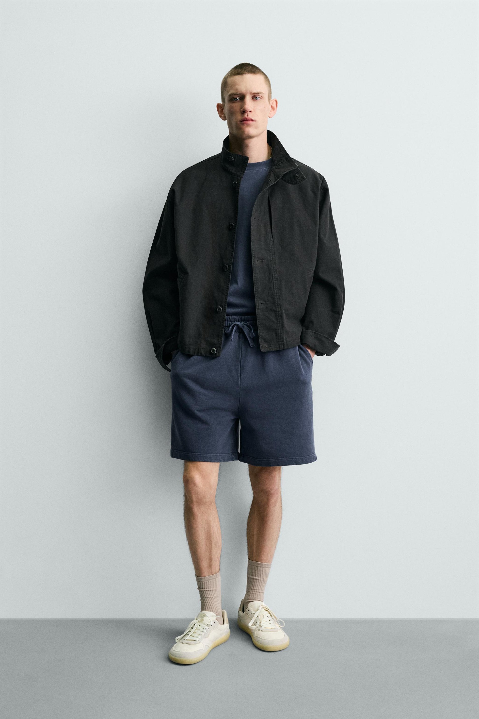 CALÇÕES BERMUDA JOGGER BÁSICOS LAVADOS