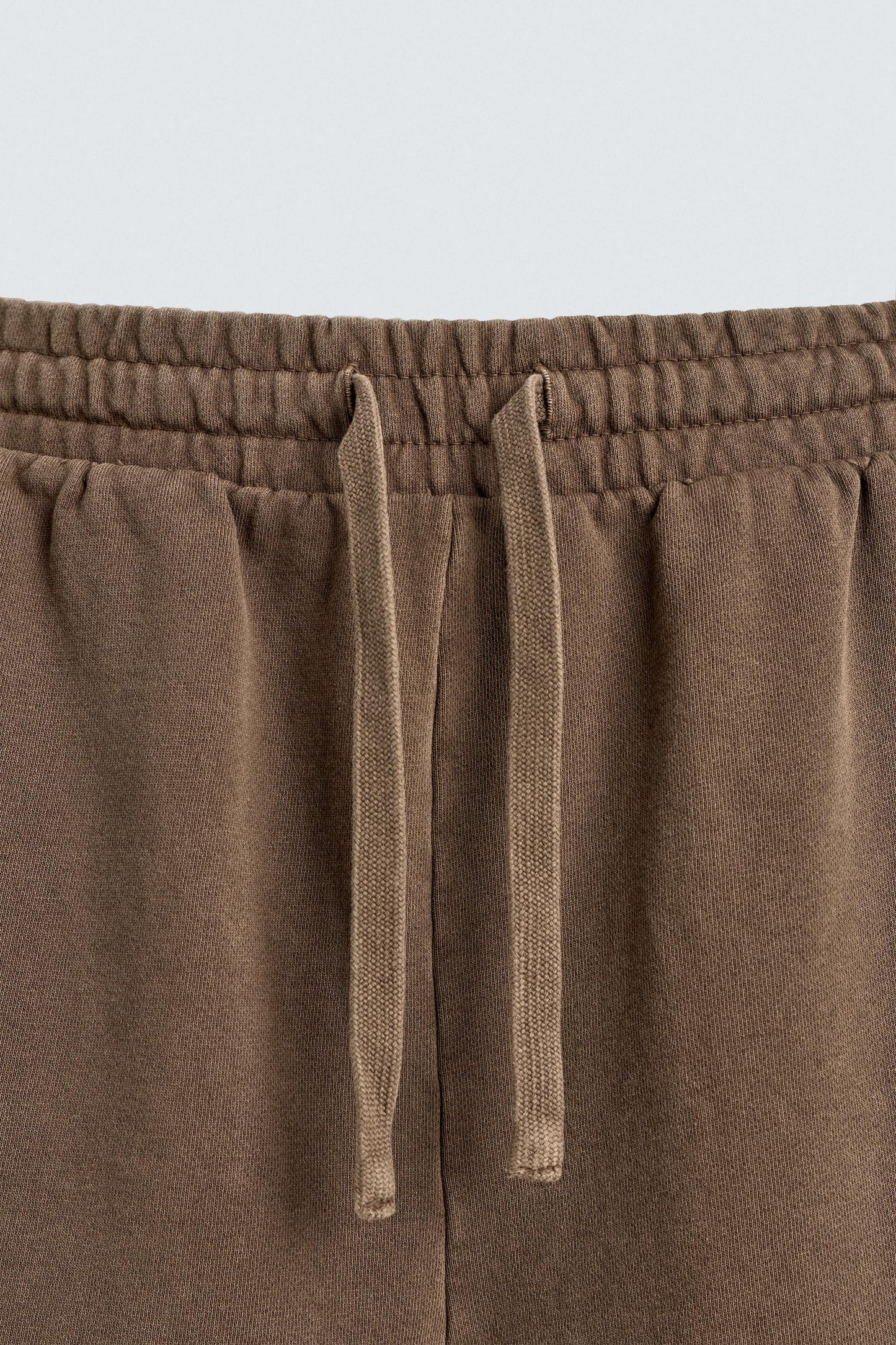 CALÇÕES BERMUDA JOGGER BÁSICOS LAVADOS