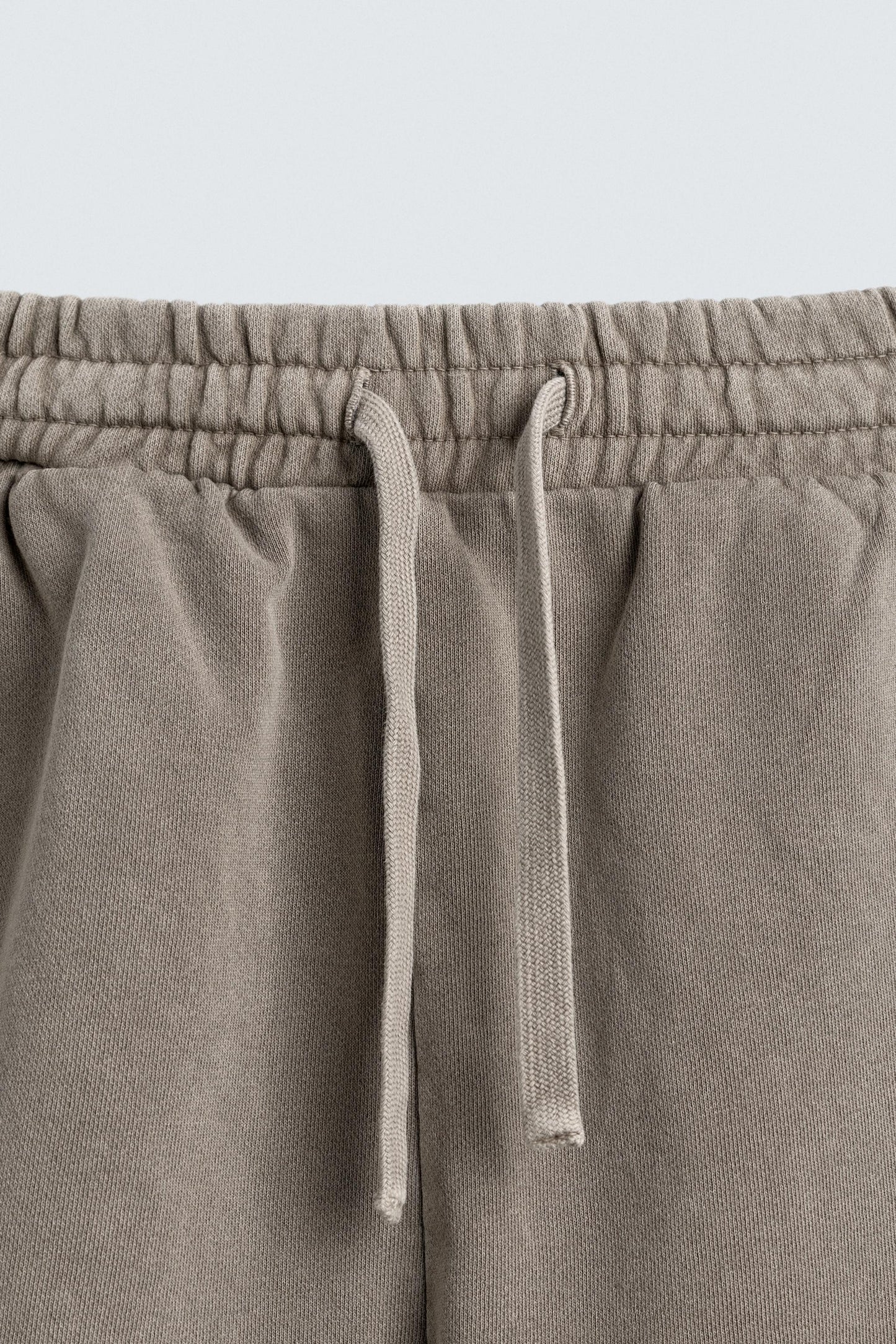 CALÇÕES BERMUDA JOGGER BÁSICOS LAVADOS
