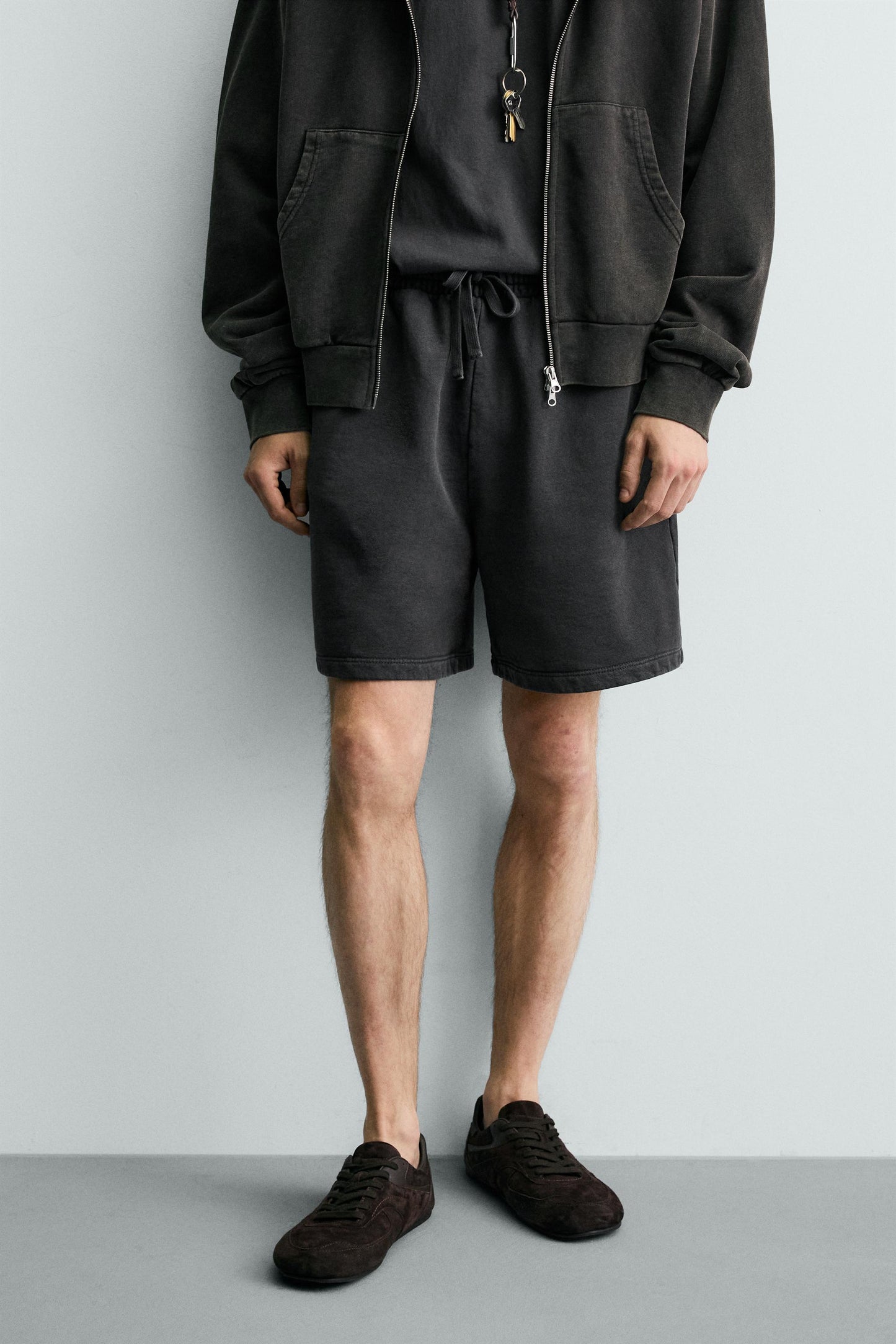 CALÇÕES BERMUDA JOGGER BÁSICOS LAVADOS
