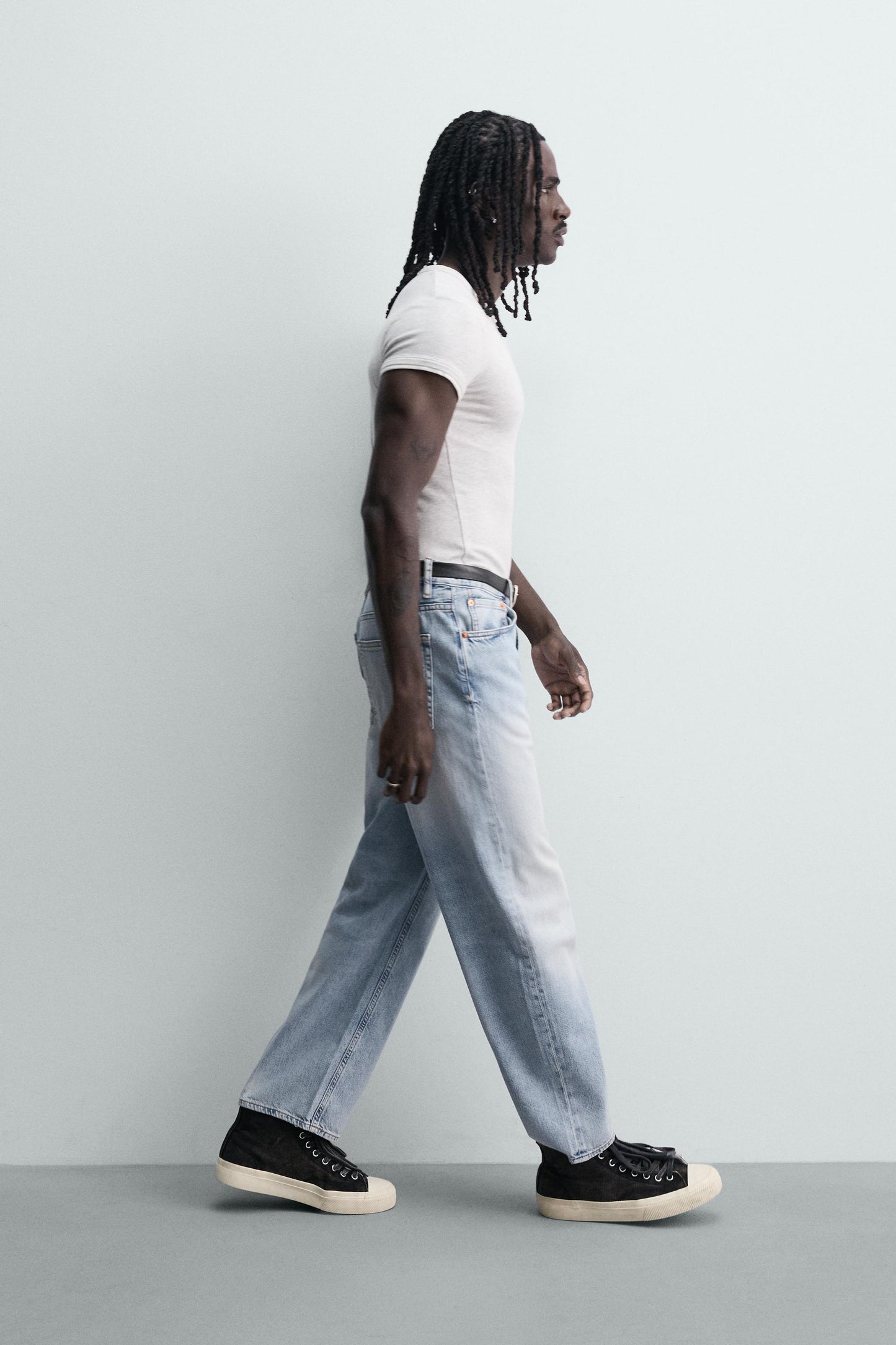 JEANS LEVES REGULAR FIT