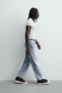 JEANS LEVES REGULAR FIT