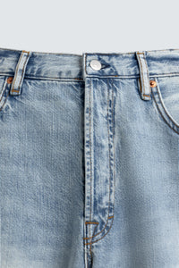 JEANS LEVES REGULAR FIT