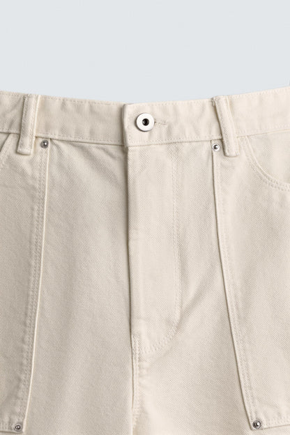 CALÇÕES BERMUDA STRAIGHT FIT COM BOLSOS