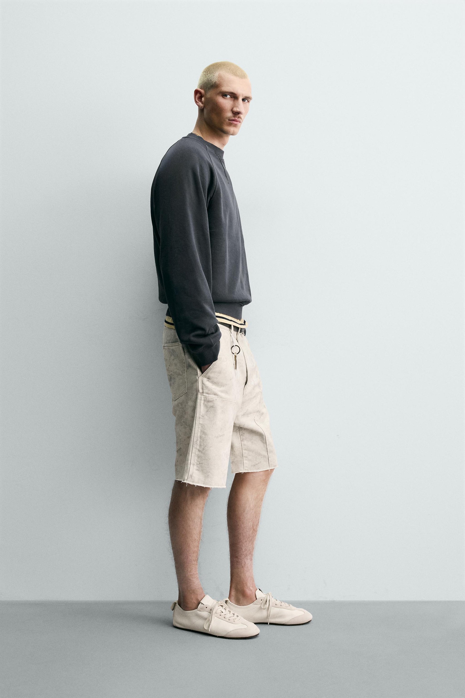 CALÇÕES BERMUDA RELAXED FIT BOLSO DE CARPINTEIRO