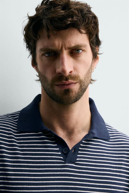 POLO DE MALHA JACQUARD ÀS RISCAS