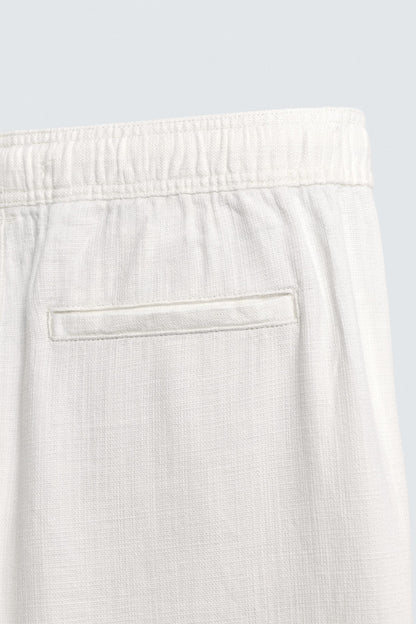 CALÇAS RELAXED FIT COM ESTRUTURA