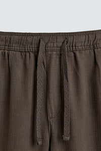 CALÇAS RELAXED FIT COM ESTRUTURA