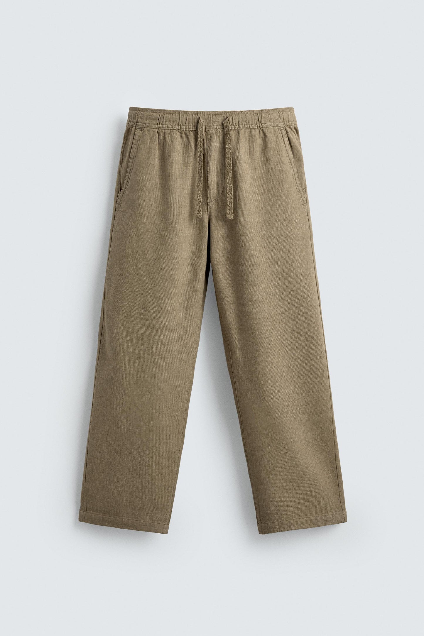 CALÇAS RELAXED FIT COM ESTRUTURA