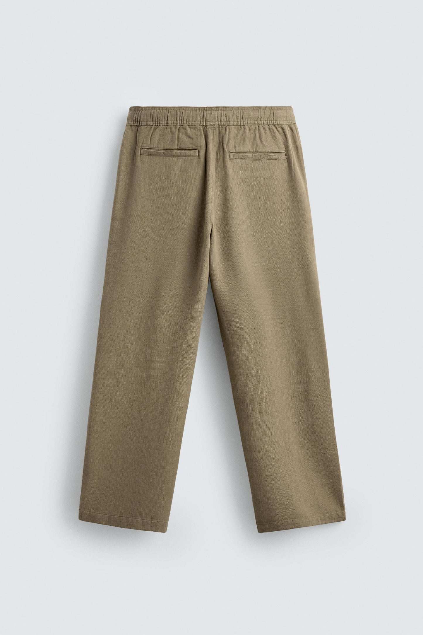 CALÇAS RELAXED FIT COM ESTRUTURA