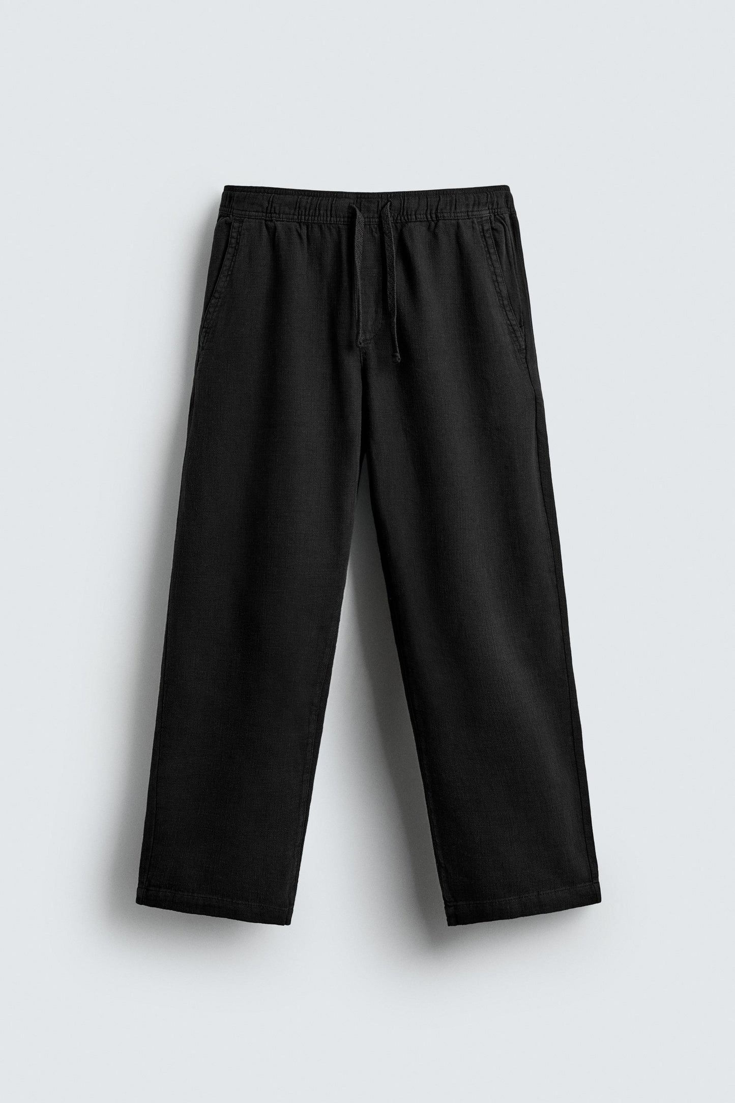CALÇAS RELAXED FIT COM ESTRUTURA