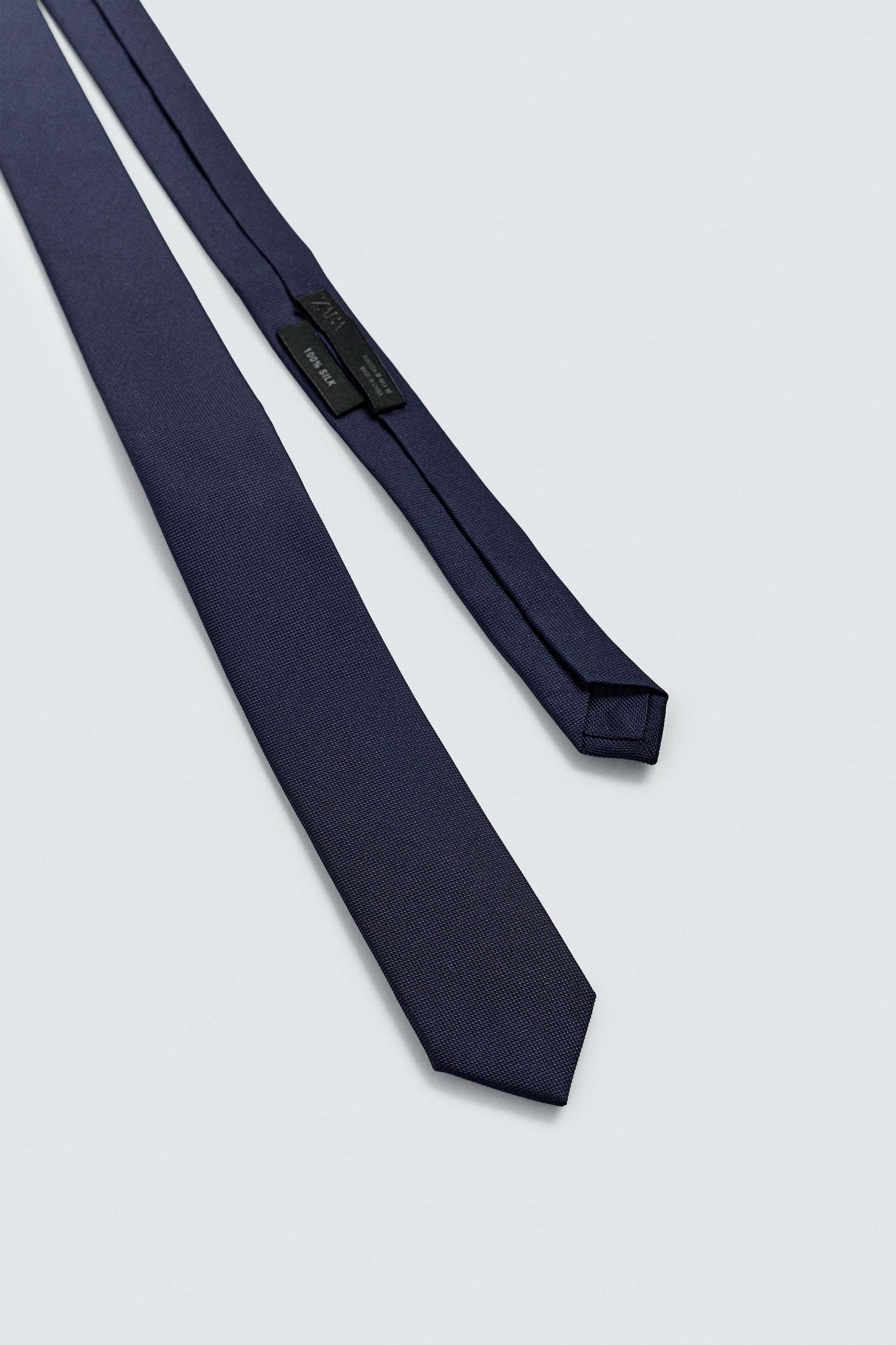GRAVATA SLIM FIT 100% SEDA