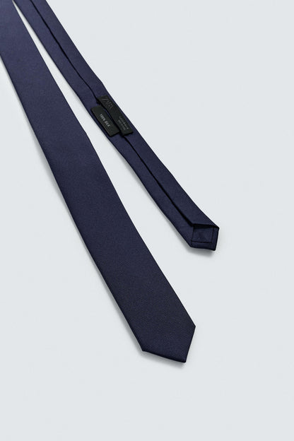 GRAVATA SLIM FIT 100% SEDA