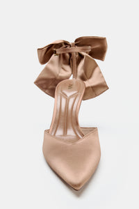 SAPATO COM LAÇO EFEITO ACETINADO - Bege