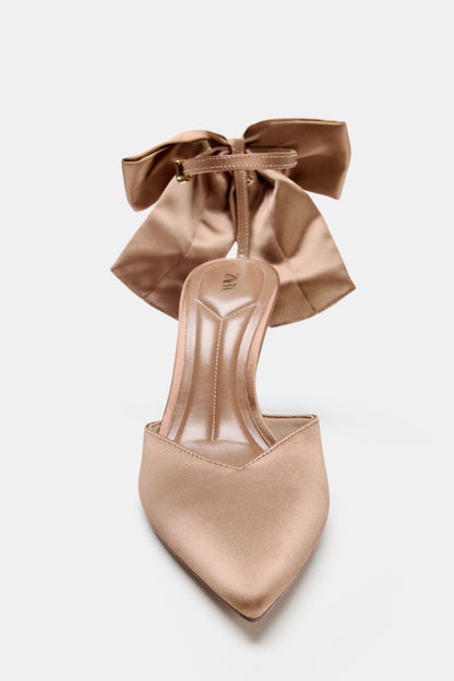 SAPATO COM LAÇO EFEITO ACETINADO - Bege