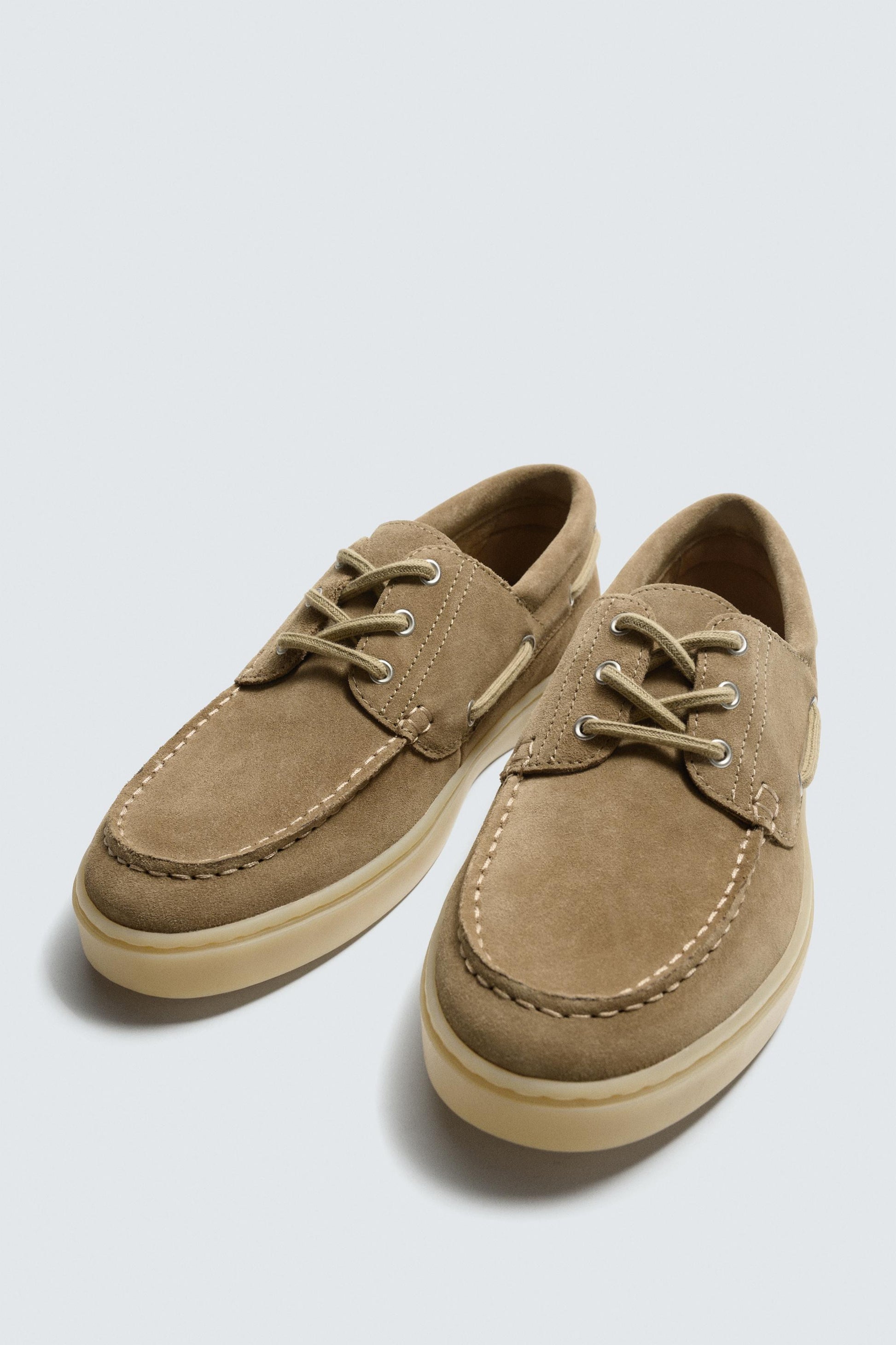 SAPATO NÁUTICO DE PELE
