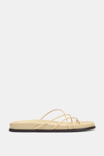 SANDÁLIA COM TIRAS CRUZADAS - Branco-cru