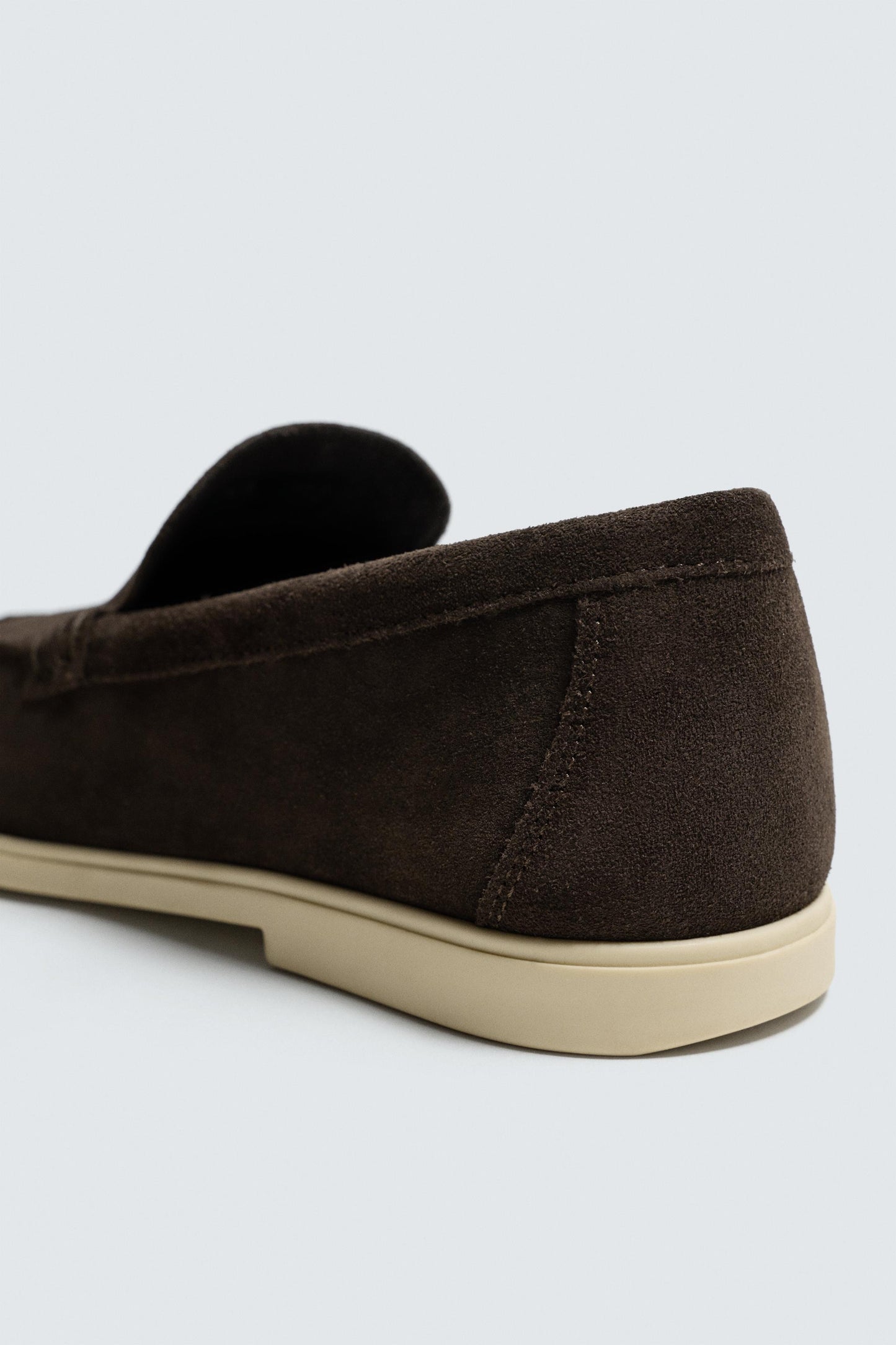 MOCASSIM CASUAL EM PELE