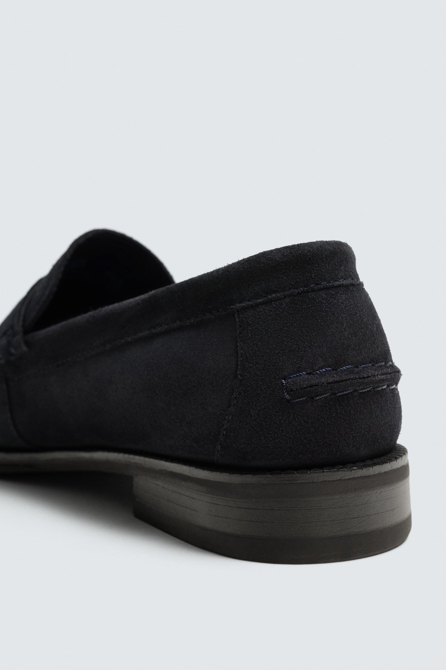 MOCASSIM DE PELE MÁSCARA