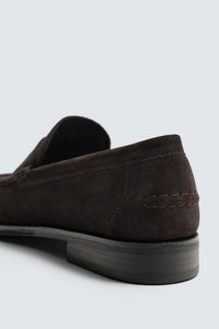 MOCASSIM DE PELE MÁSCARA