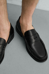 MOCASSIM FRANZIDO EM PELE