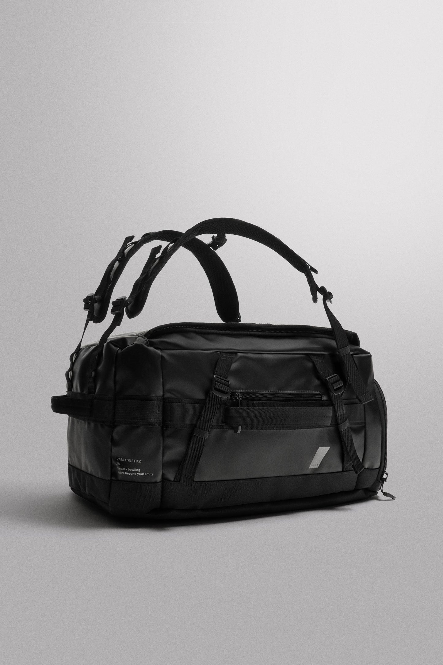 MALA DESPORTIVA MULTIFUNÇÕES 35L