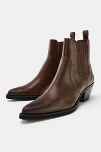 BOTIM COWBOY DE PELE COM BORDADOS - Castanho