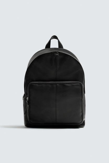 MOCHILA EM PELE