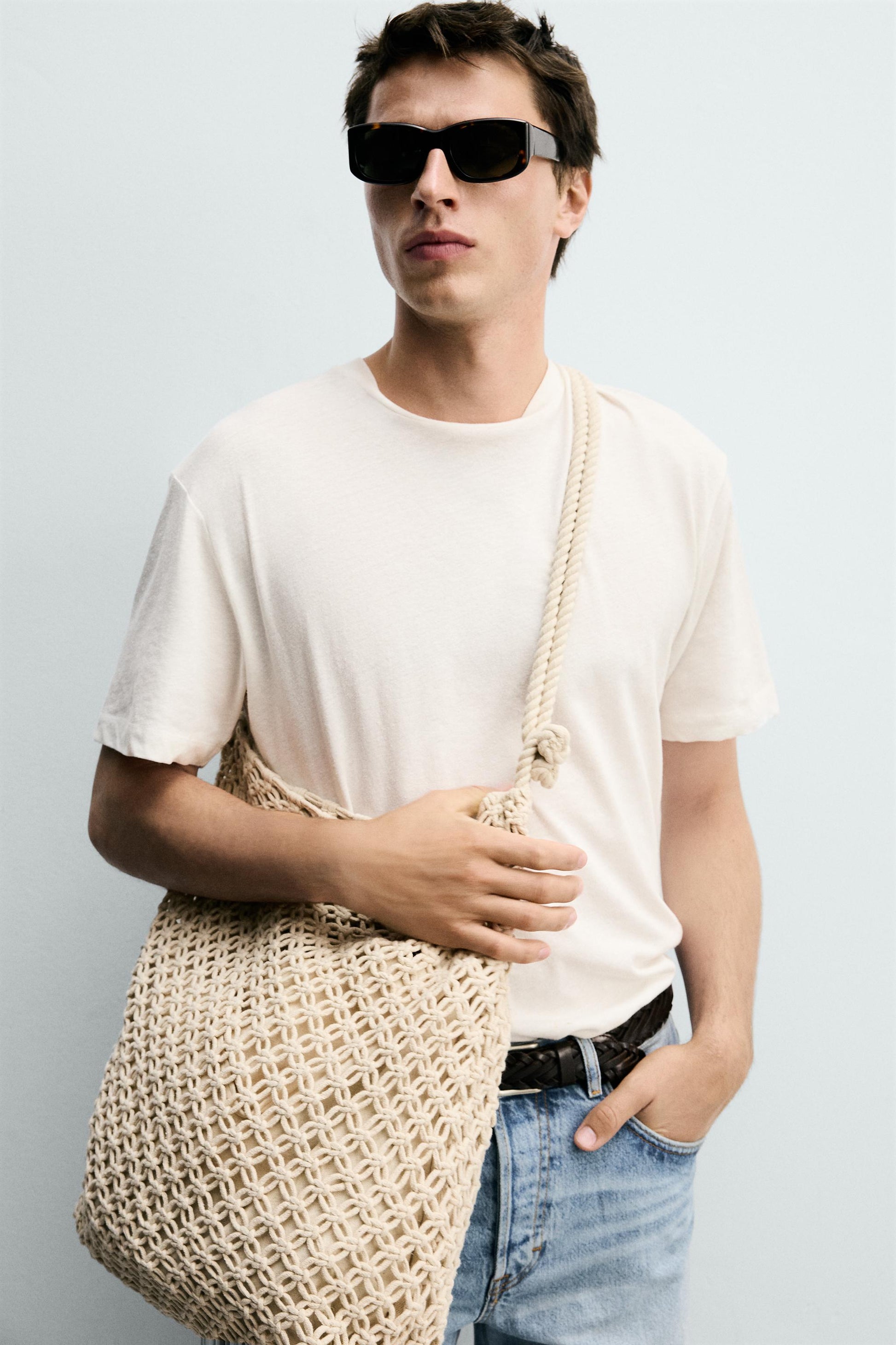 MALA DE OMBRO EM MACRAMÉ