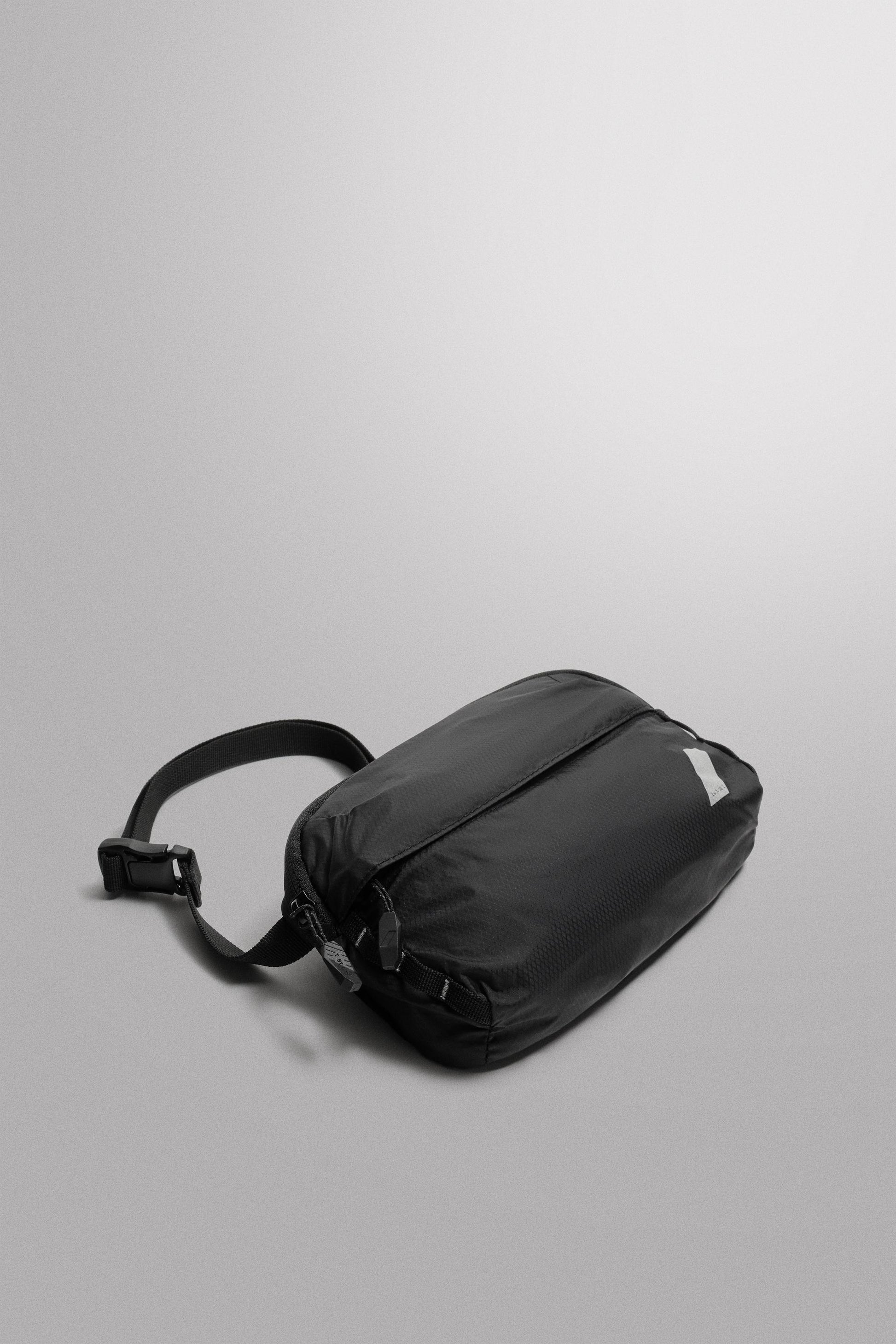 BOLSA DE CINTURA DESPORTIVA DOBRÁVEL