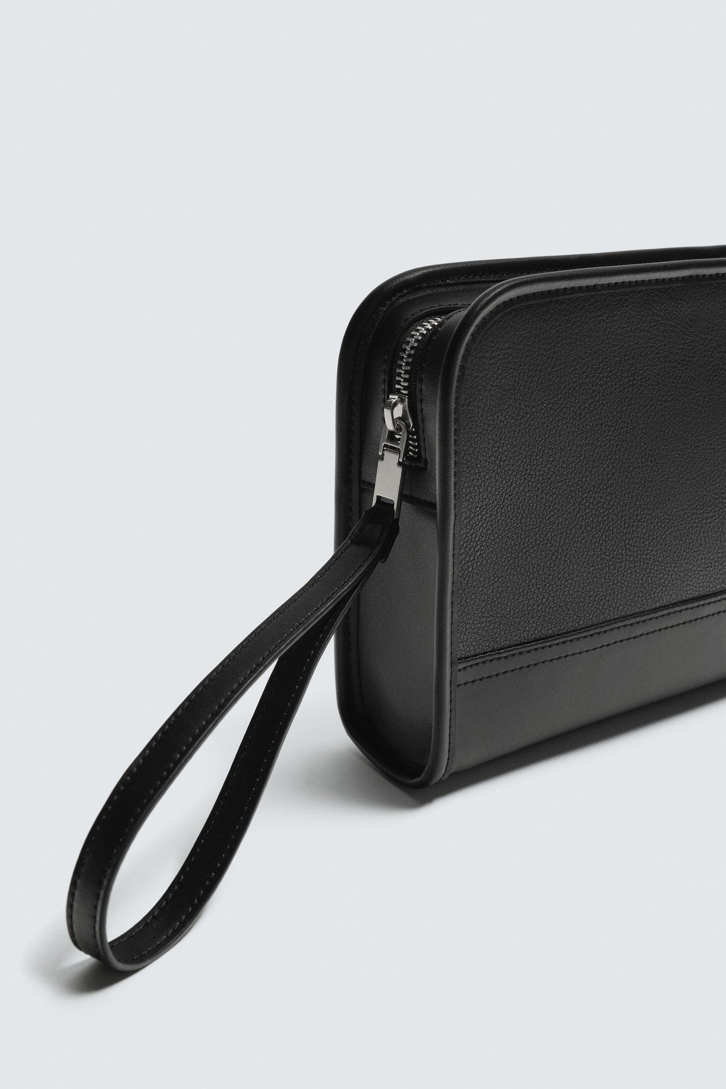 CLUTCH COM TEXTURA