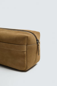 NECESSAIRE DE PELE