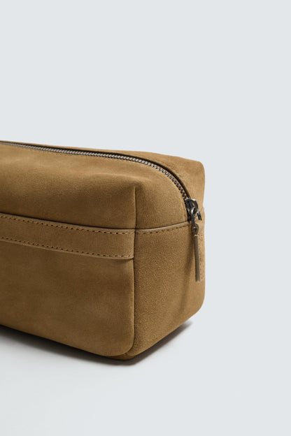 NECESSAIRE DE PELE